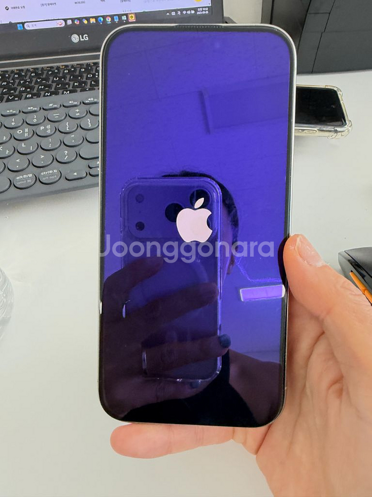 아이폰15pro 화이트 256G--1