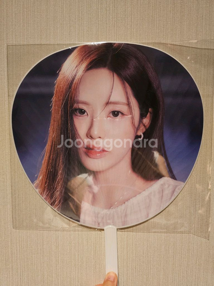 프로미스나인 일본콘 한정 대형 우치와(부채) 양도--1