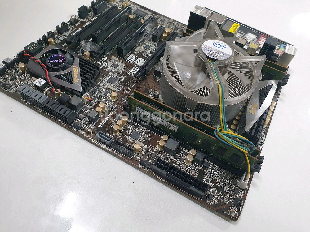 i7-3820 cpu+ x79 extreme 보드+램--4