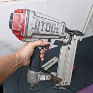 제일타카CT64R3 JITOOL레일러 콘크리트타카