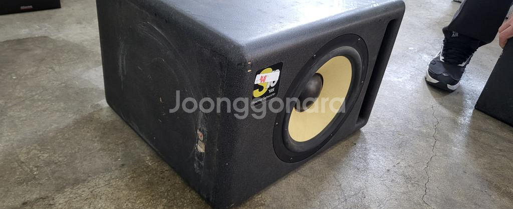 KRK S10 Watt Powered 스튜디오 서브우퍼--1