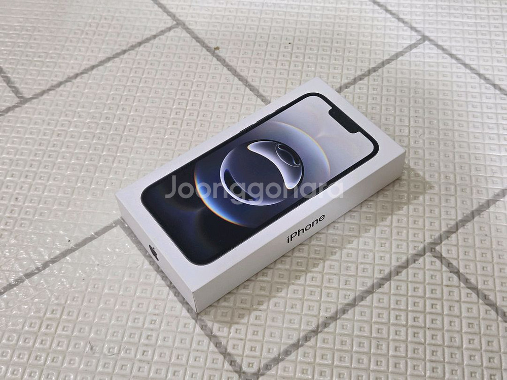 아이폰 16e 블랙 256GB--1