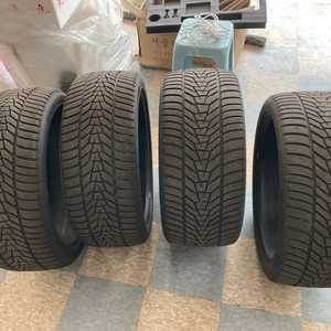 245 40 20/275 35 20 윈터타이어