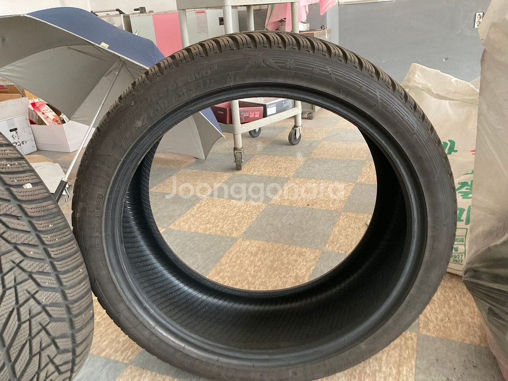 245 40 20/275 35 20 윈터타이어--4