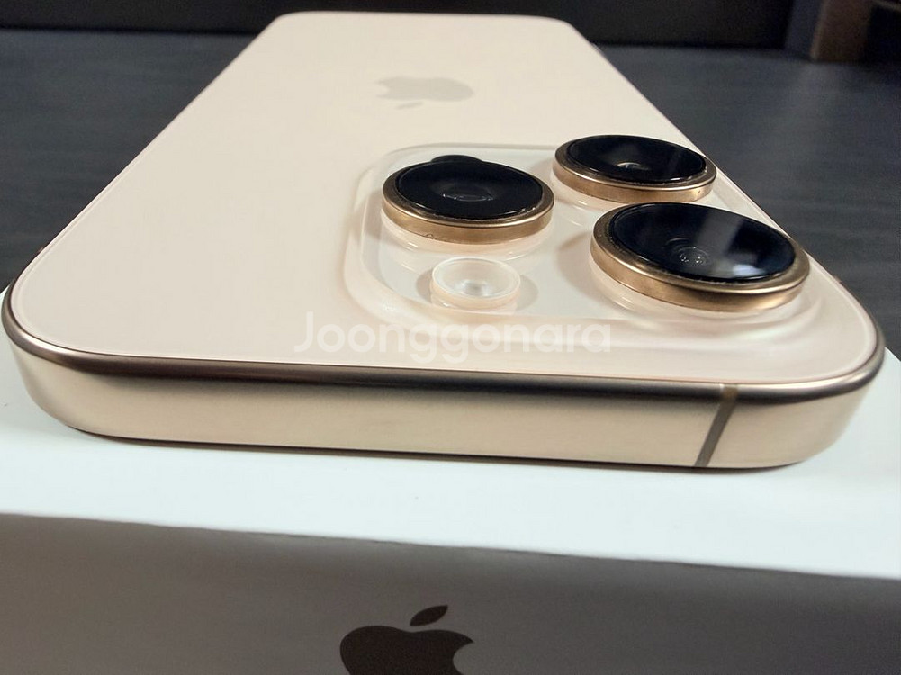 아이폰 16 프로 데저트 티타늄 256GB 팝니다--4