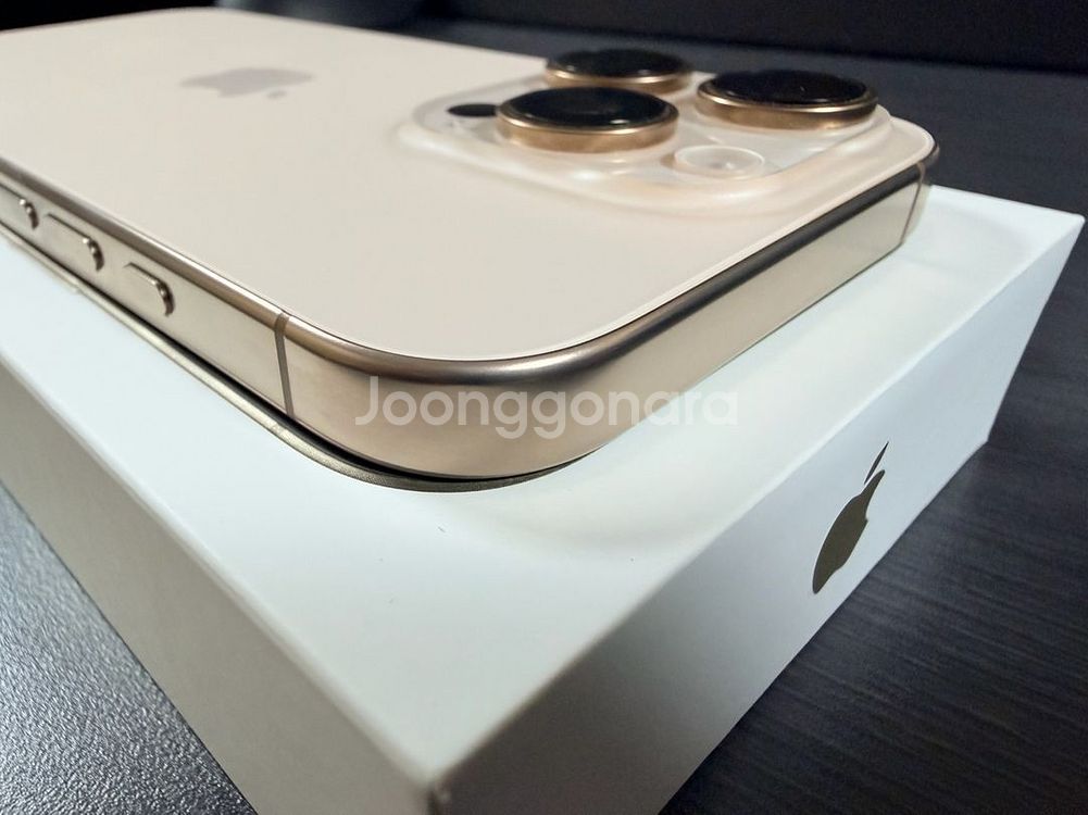 아이폰 16 프로 데저트 티타늄 256GB 팝니다--8