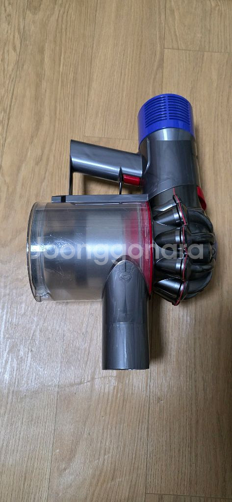 다이슨 V8 본체--2