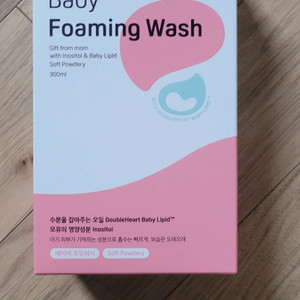 미개봉새상품 더블하트 거품형 아기워시300ml