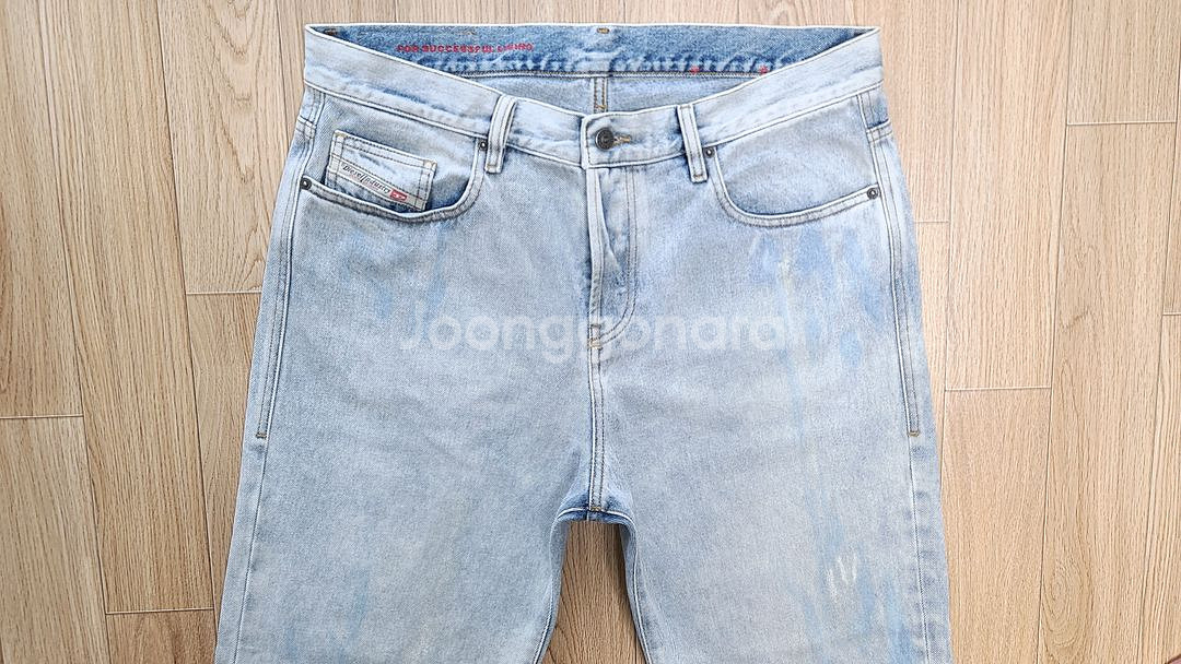 정품 디젤 테이퍼드핏 워시드 청바지 34 35--2