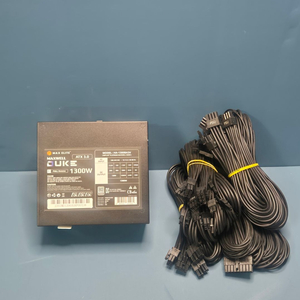 맥스엘리트 DUKE 1300W PLATINUM 풀모듈러