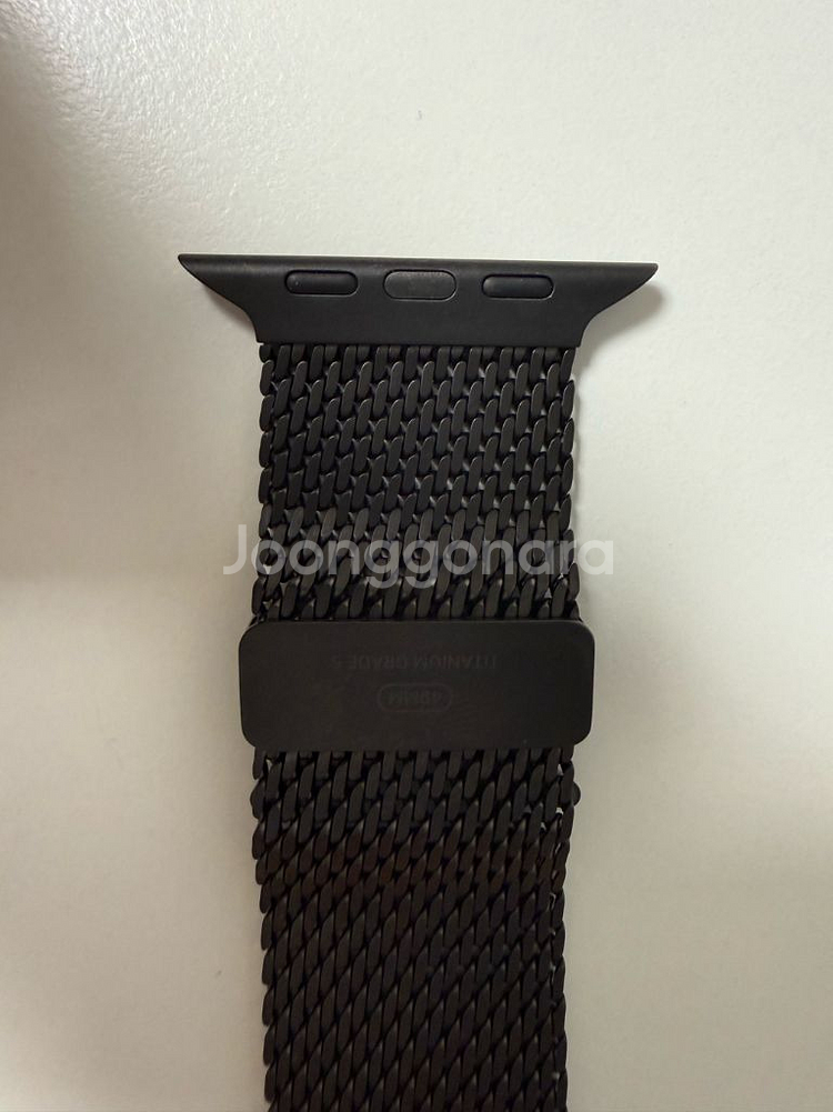 애플워치 울트라49mm 블랙 티타늄 밀레니즈 루프 L--2