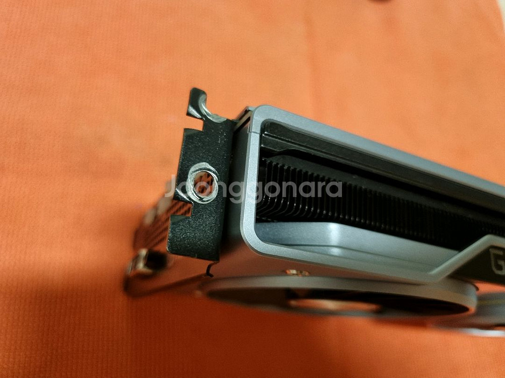 RTX 2060 SUPER FE (파운더스 에디션)--4