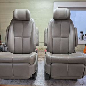 올뉴카니발 7인승 2열시트 팝니다 (회전시트)