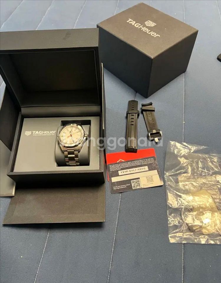 태그호이어 아쿠아레이서 흰판 쿼츠 41mm 판매합니다.--0