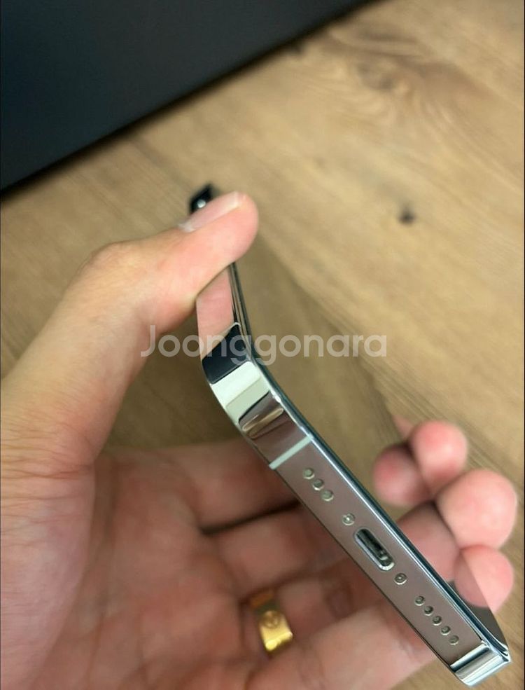 아이폰 프로14 실버 128GB 판매합니다--1