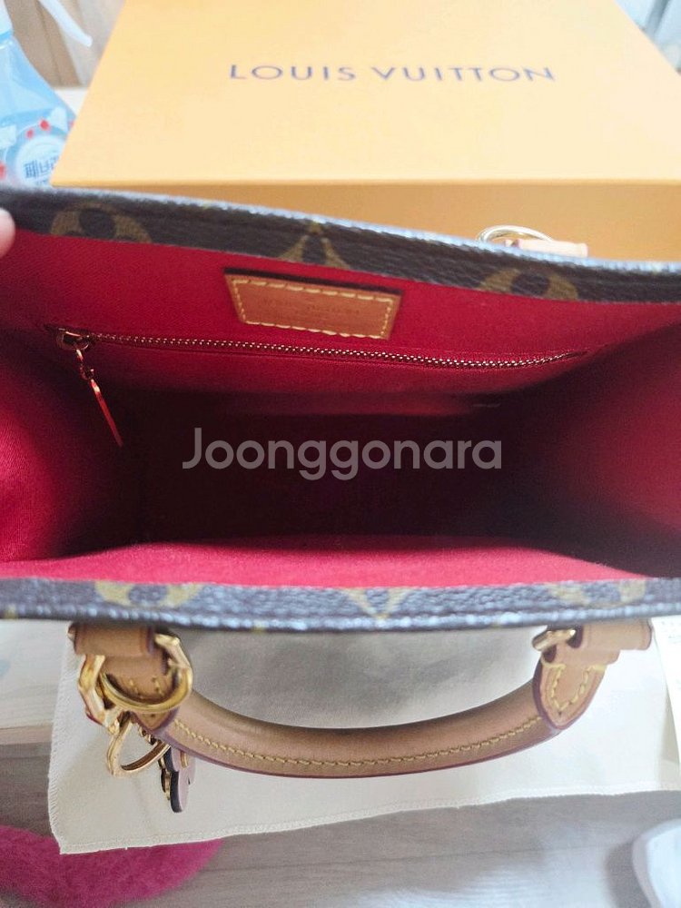 루이비통 내장칩 정품 삭플라bb + 플라워백참--2