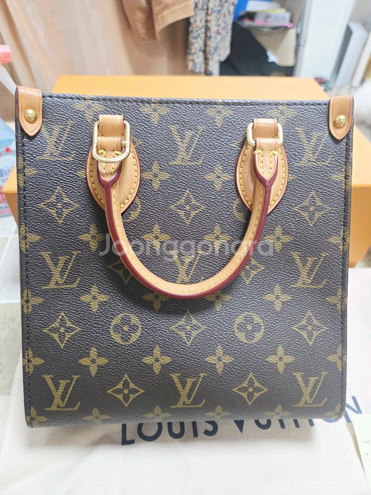 루이비통 내장칩 정품 삭플라bb + 플라워백참--5