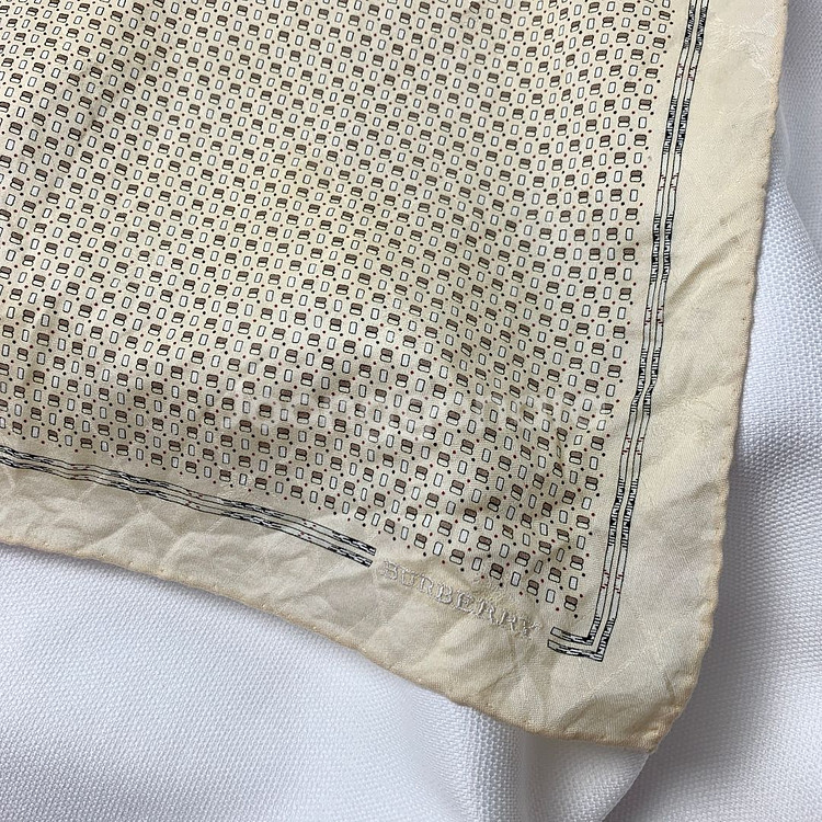 [정품] 버버리 코튼 스카프 손수건 반다나--1