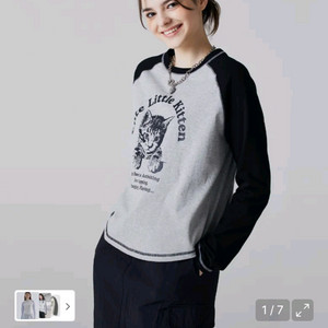 어썸 스튜디오 고양이 래글런 티셔츠 (새상품)