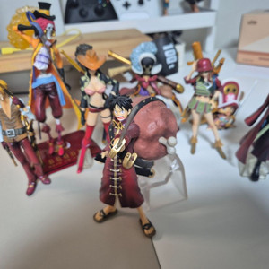 원피스 필름제로 피규어, 루피 해적단 일괄