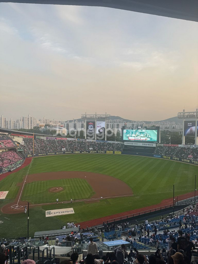 9/27 한화 엘지 LG 3루내야 두장 일괄 8--0