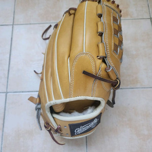 글러브웍스 12인치 야구글러브 팝니다.