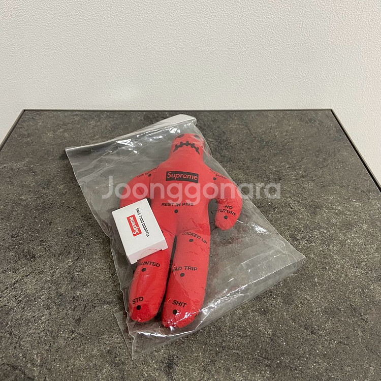 슈프림 부두 돌 레드 인형 세트 인테리어 소품--2