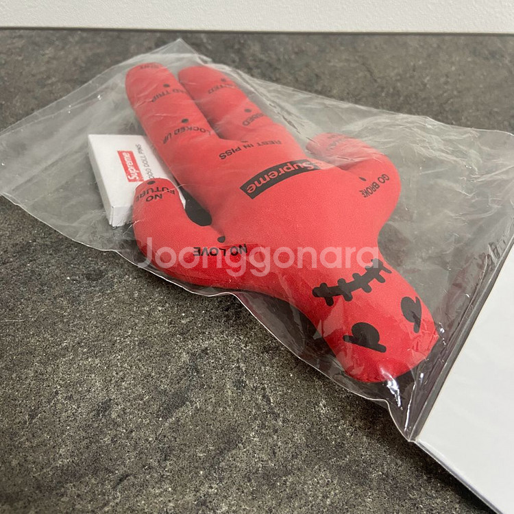 슈프림 부두 돌 레드 인형 세트 인테리어 소품--8