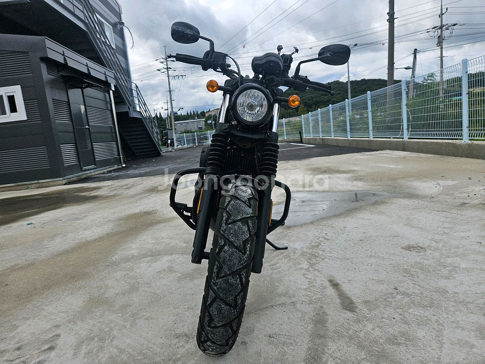 아퀼라125/18년식/1만키로/255만원--6