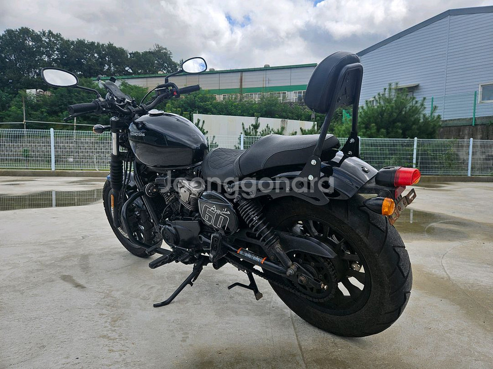 아퀼라125/18년식/1만키로/255만원--4