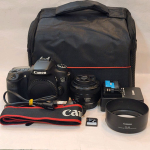 캐논정품 EOS 70D+50 점팔 STM