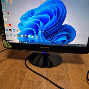 [부산] 삼성 싱크마스터 20인치 LCD 모니터