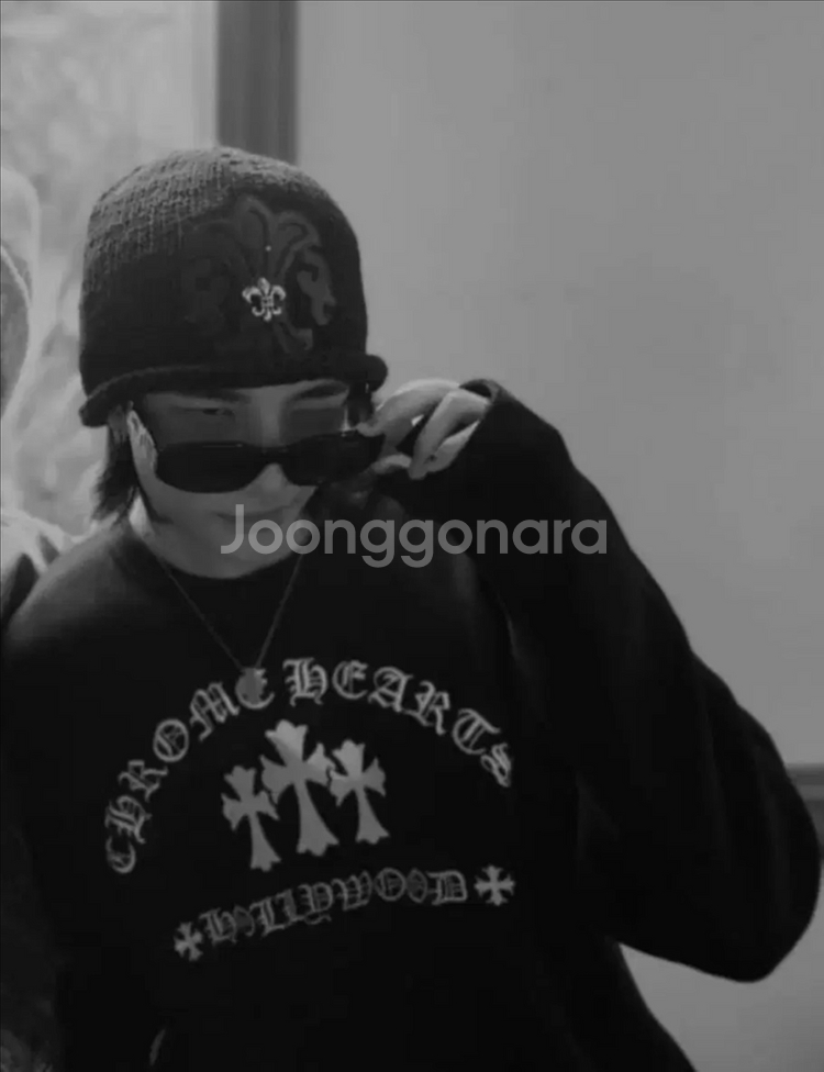 신형 크롬하츠 세메터리 와플 니트 M 영수증O--7