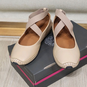 쿠에른 발레리나230