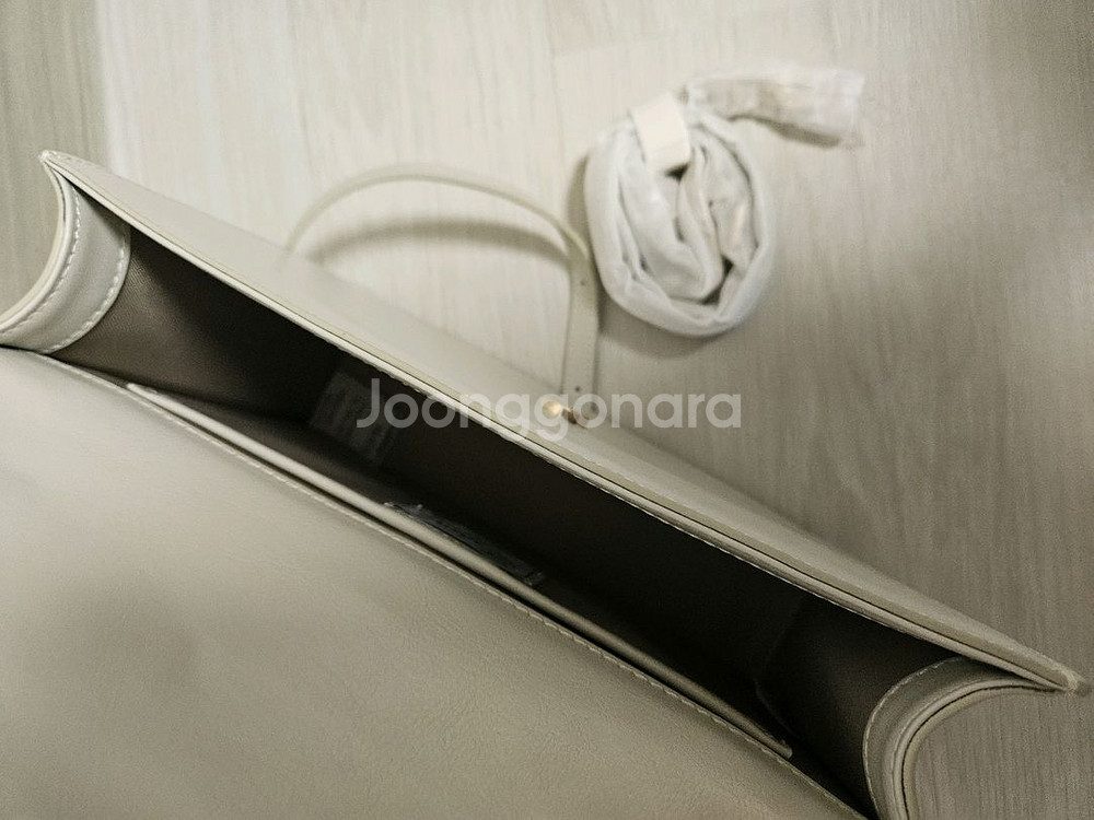 폴뉴아 할리백팩--7