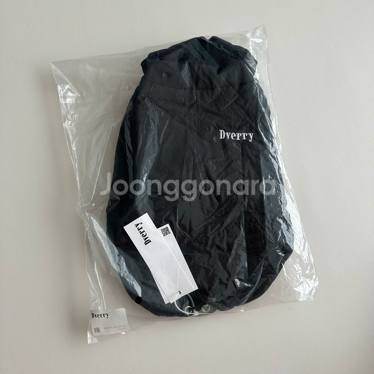 Dverry 디베리 강아지 옷들(패딩,퍼베스트,니트티)--0