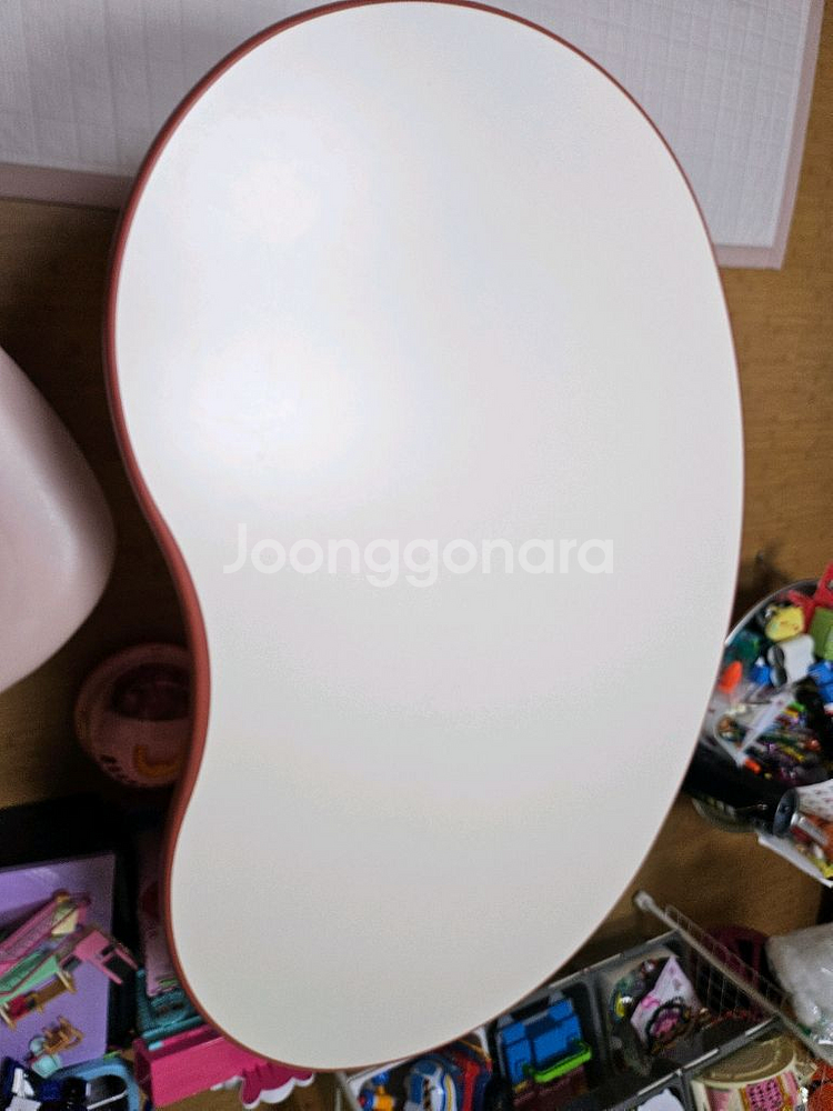 일룸 피넛테이블 및 윙키즈의자 팝니다--0