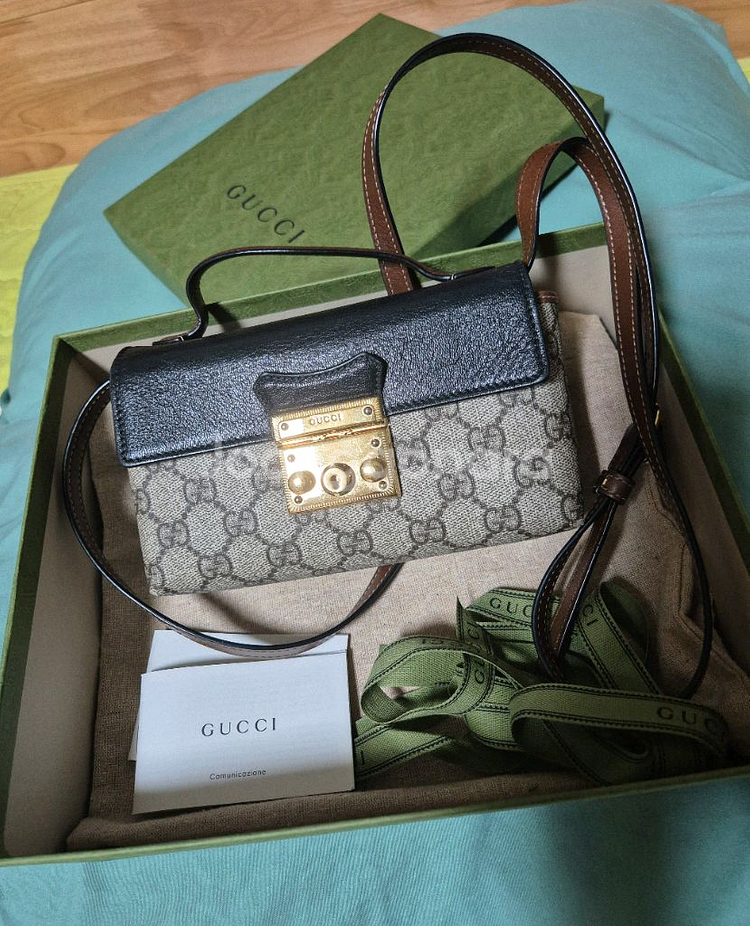 구찌 패드락 미니백--0