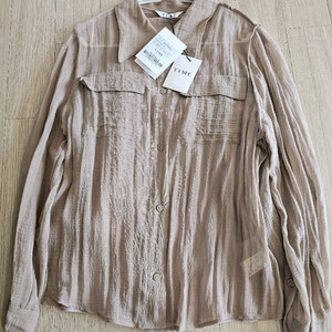 한섬 타임 실크 블랜드 글리터 블라우스 새것