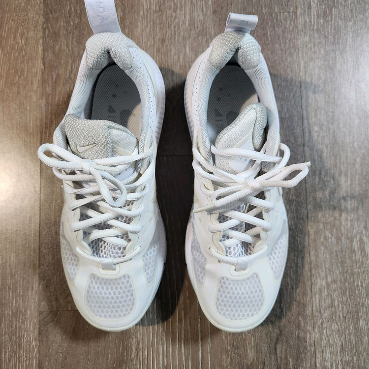 나이키 에어맥스 트리플화이트 240 일반택포 이미지