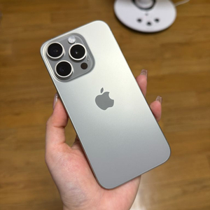 아이폰 15프로 256GB 내추럴 티타늄