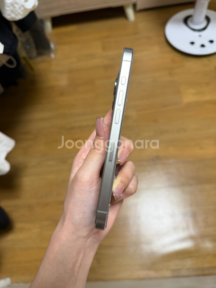 아이폰 15프로 256GB 내추럴 티타늄--2