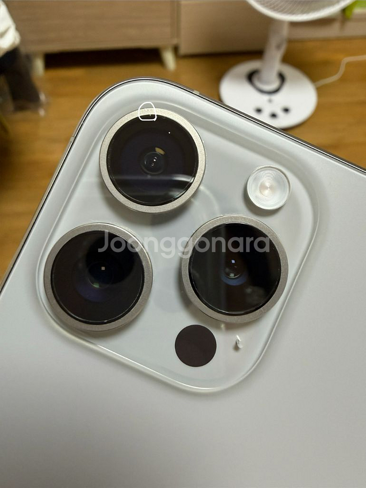 아이폰 15프로 256GB 내추럴 티타늄--6