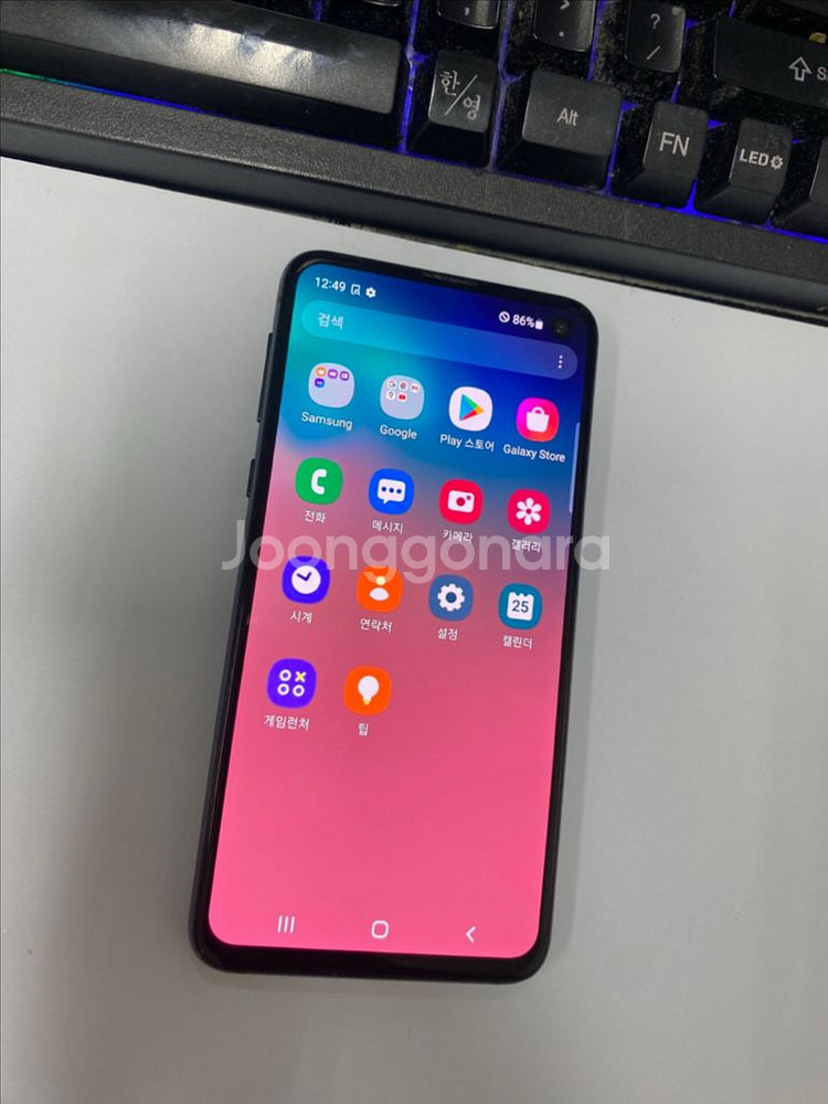자급제 갤럭시S10E 블랙 128GB 무잔상--1