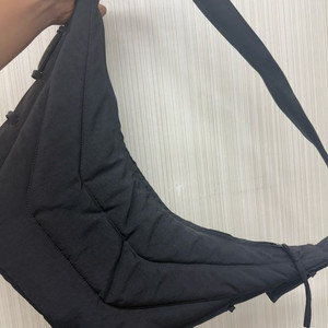 르메르 게임백 미디움 다크초코 싸게 팝니다.