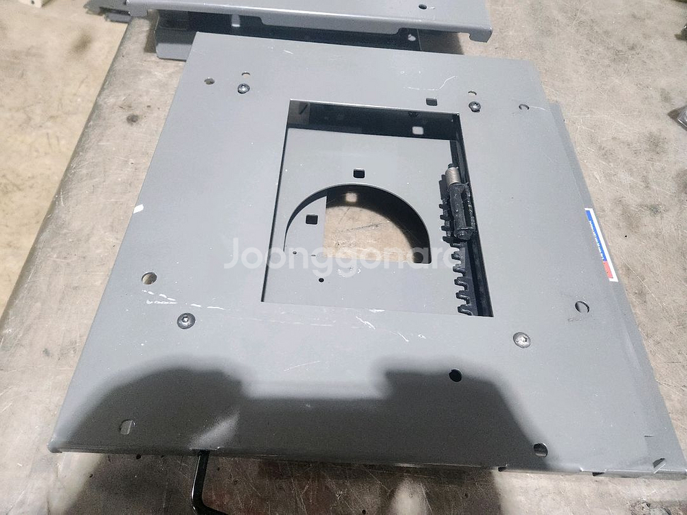 더뉴카니발올뉴카니발9인승2열좌우공간레일브라켓판매합니다--1