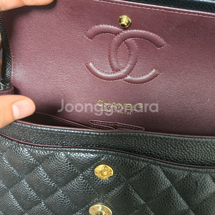 샤넬 클래식 캐비어 내장칩 23년구매 1회 시착--5