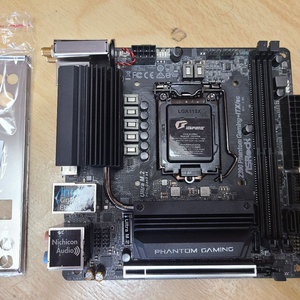 z390i itx메인보드 팝니다