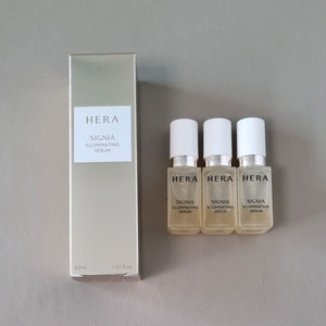 헤라 시그니아 일루미네이팅 세럼 30ml 새상품