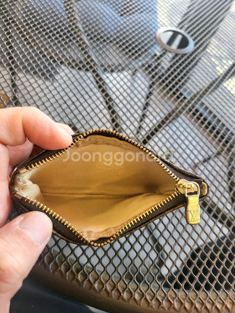 루이비통 키 파우치 모노그램 캔버스 판매합니다.--1